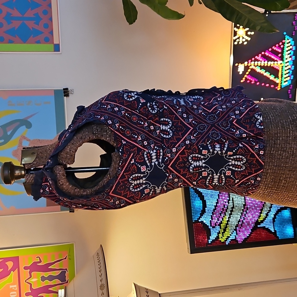 Vintage 1990s Nanette Lepore Corset Bandana Pattern Sleeveless Button Vest Top 4 - Picture 5 of 7